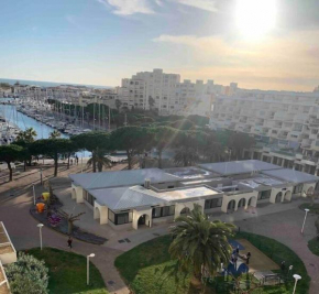 Joli studio vue mer et port
